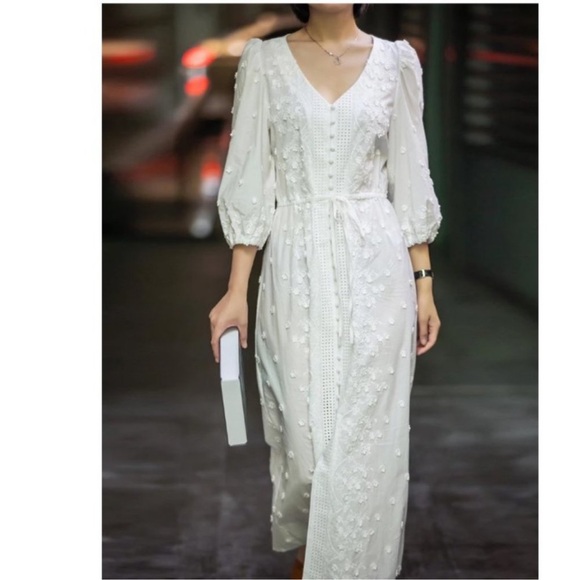 Maje Dresses & Skirts - Maje White Embroidered Dress